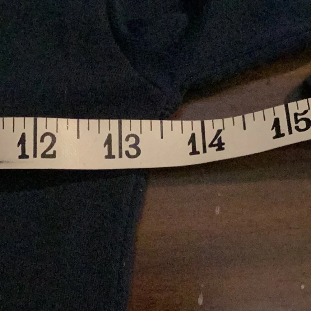 Old Navy Deep V-Neck Navy Long Sleeve Top - Picture 5 of 6